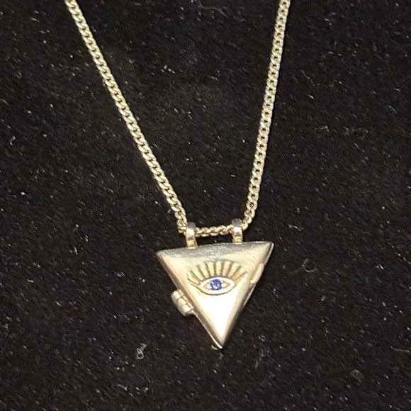 Unique Vintage silver 925 Gold Triangle Devil Eye locket pendant Necklace - Picture 3 of 8